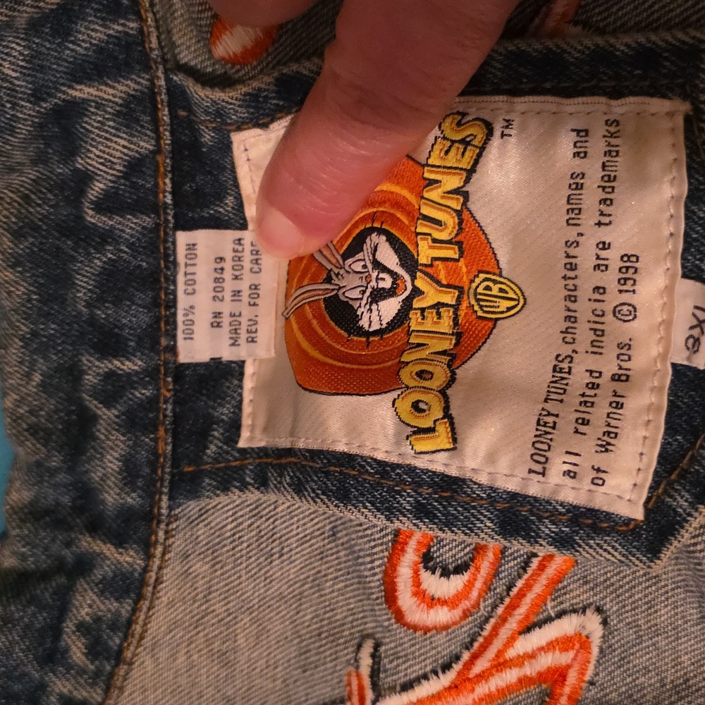 Looney Tunes Jean Jacket 3X - Picture 3 of 3